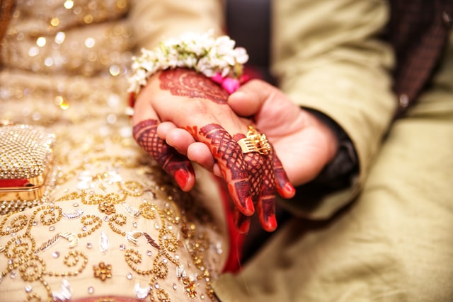 Why Men? It’s the Turn of Women to Propose – Changing Attitudes of Indian Men in Marriage Proposals