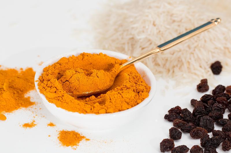 Use turmeric to heal wounds and infections