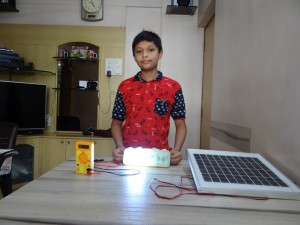 11-year old created solar light from laptop battery