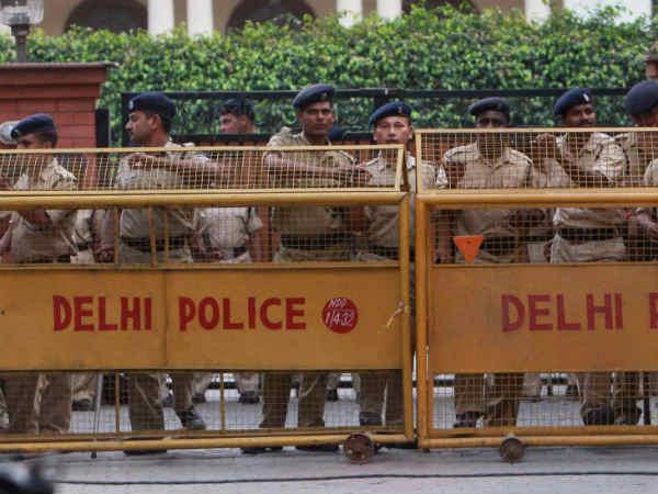 ‘Track me’ facility launched by Delhi police