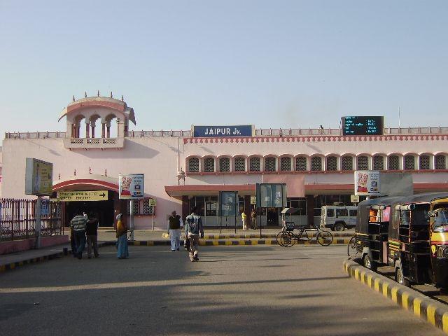 Garbage to energy at Jaipur Railway Station