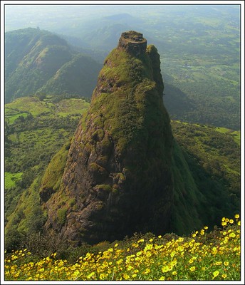 Adventurous journey to Kalavantin Durg