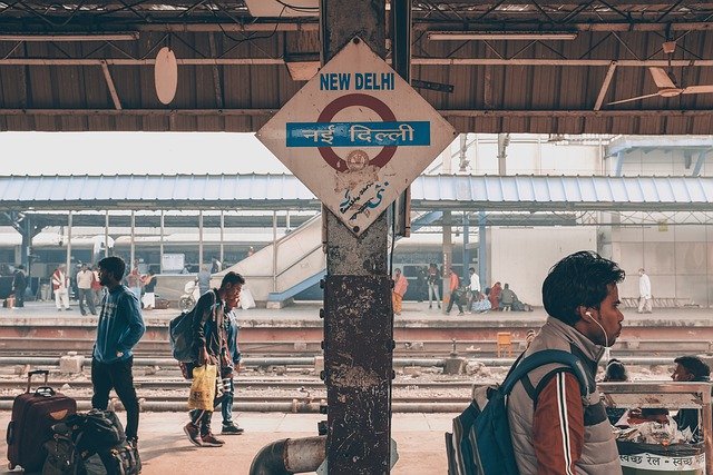 WiFi in 400 Railway stations