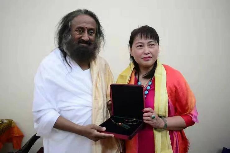 Sri Sri Ravi Shankar to address French Parliament