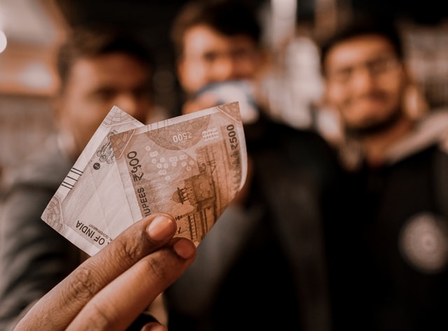 ₹1,550 crore black money racket found