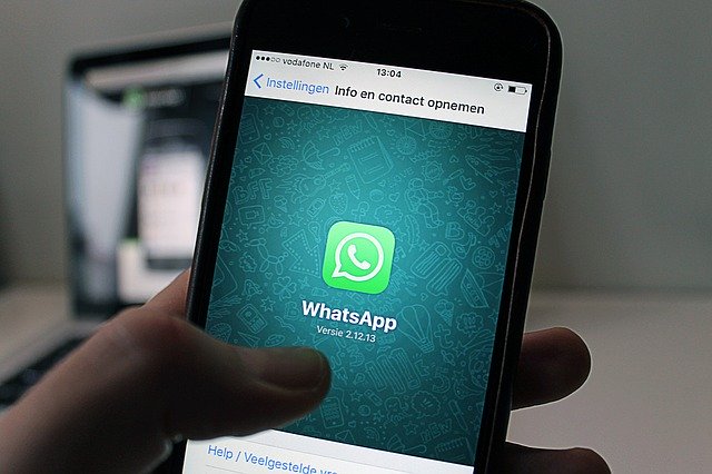 How to get Whatsapp in your language