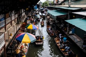 Kolkata to get a floating market