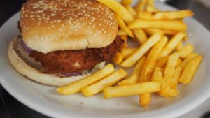 Trick your brain to avoid junk food
