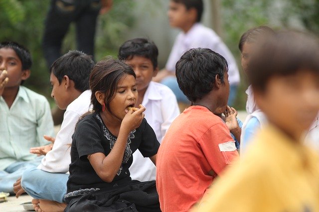 Hyderabad joins hands to feed the poor and needy