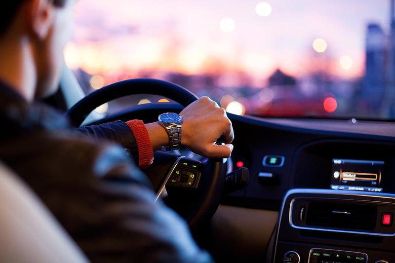 Wearing a face mask essential if driving alone?