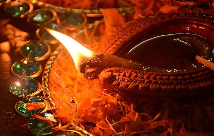 Most common Diwali traditions in India