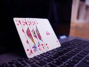 Online Casinos And Some Ridiculous Myths Around It
