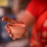 MBA Chaiwala – An inspiring youth earns lakhs by selling tea