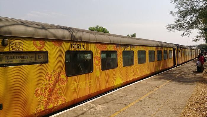 IRCTC offers special cashback to women