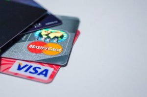 Comparison between Visa and Mastercard