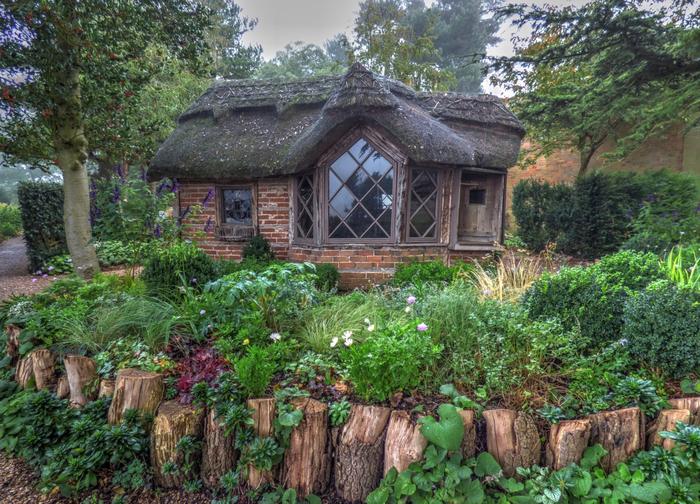 Senior citizens run a beautiful Farm stay