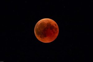 First total lunar eclipse of the year