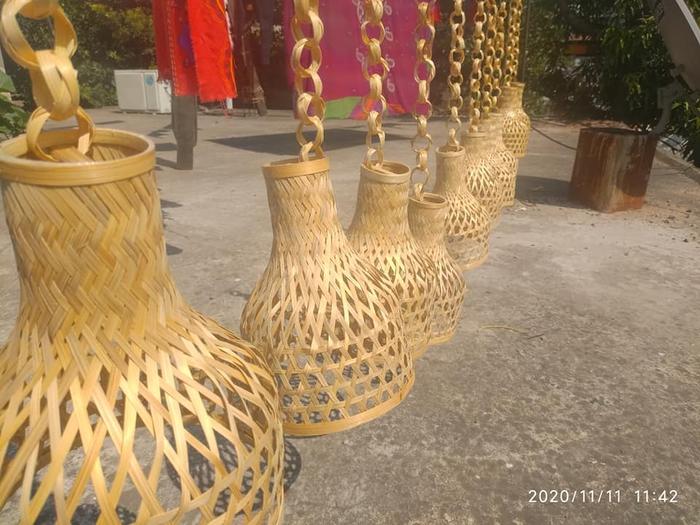 Woman makes bamboo lamps, Rakhis & more