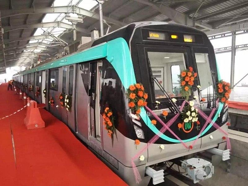 Noida Metro to roll out e-rickshaw service