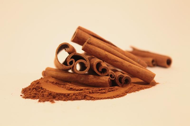 Health benefits of cinnamon water