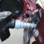 Maximizing savings: Choosing the right fuel credit card