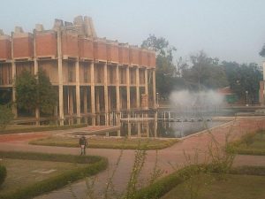 IIT Kanpur proposes artificial rain solution to tackle air pollution crisis