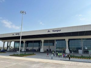Bomb threat sparks panic at 15 airports