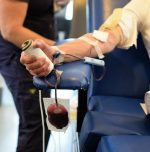 Give blood without fear: A calm and confident guide Give blood without fear: A calm and confident guide