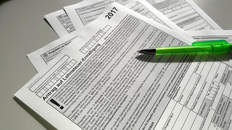 ITR Filing 2026: Know who must maintain books & get tax audit done