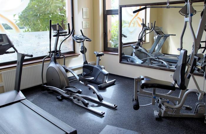 Gym supplements: Benefits, risks, and safe usage
