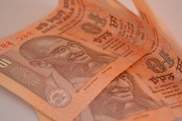 India moves towards polymer currency trials